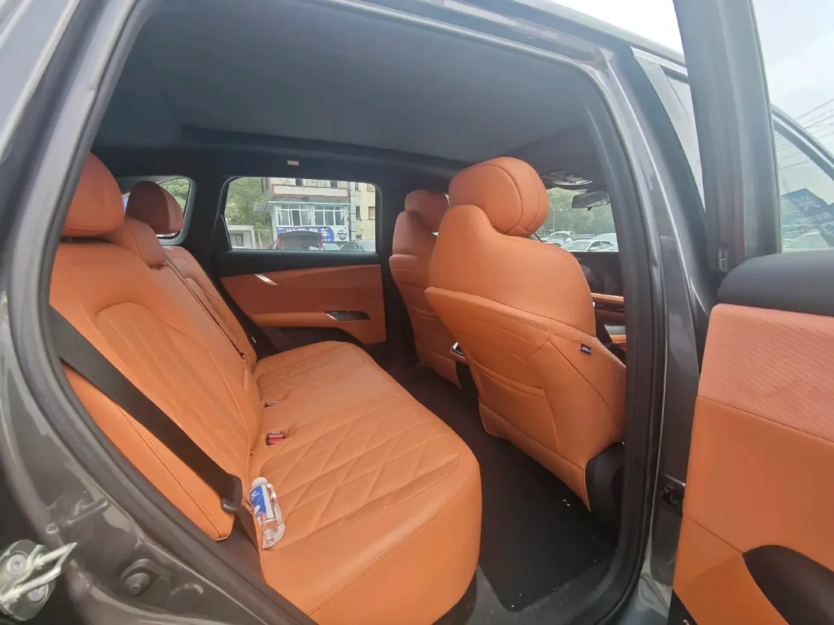 2025 ChangAn CS75 Plus 1.5T 192HP L4 8AT,autocango,china used car exporter,china ev exporter,chinese used car exporter,chinese used ev exporter