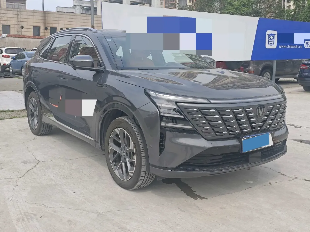 2025 ChangAn CS75 Plus 1.5T 192HP L4 8AT,autocango,china used car exporter,china ev exporter,chinese used car exporter,chinese used ev exporter