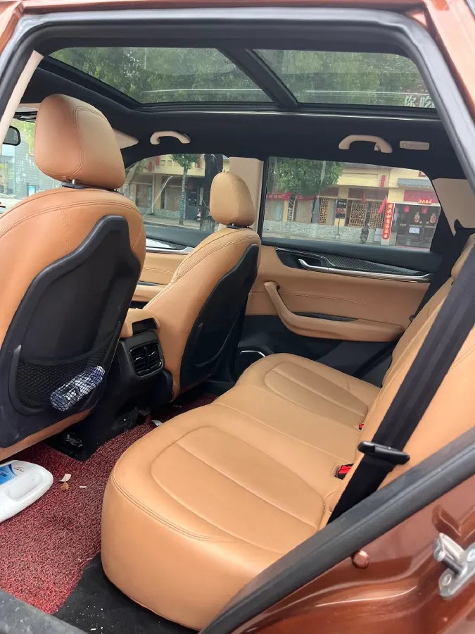2018 Brilliance Auto V7 1.6T 204HP L4 7DCT,autocango,china used car exporter,china ev exporter,chinese used car exporter,chinese used ev exporter