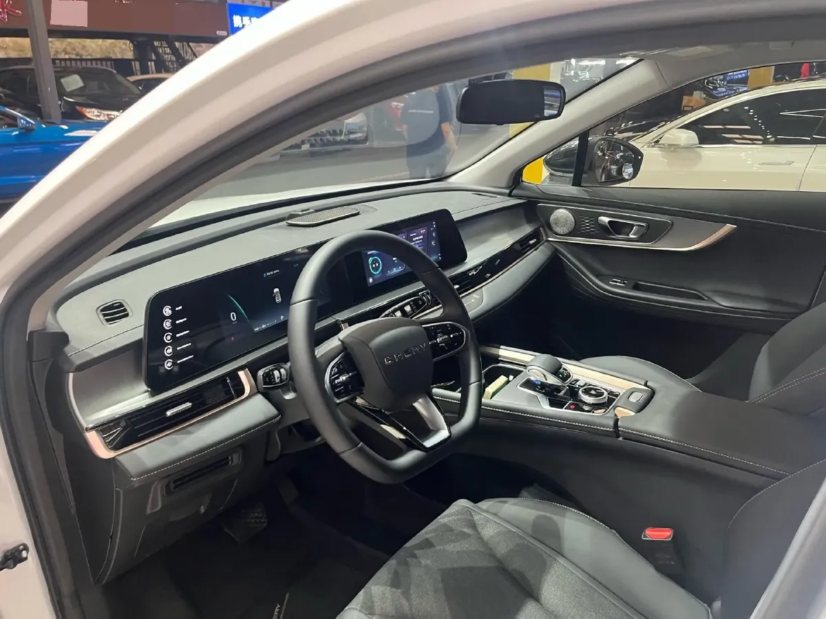 2025 Chery Tiggo 5x 1.5L 120HP L4 CVT,autocango,china used car exporter,china ev exporter,chinese used car exporter,chinese used ev exporter