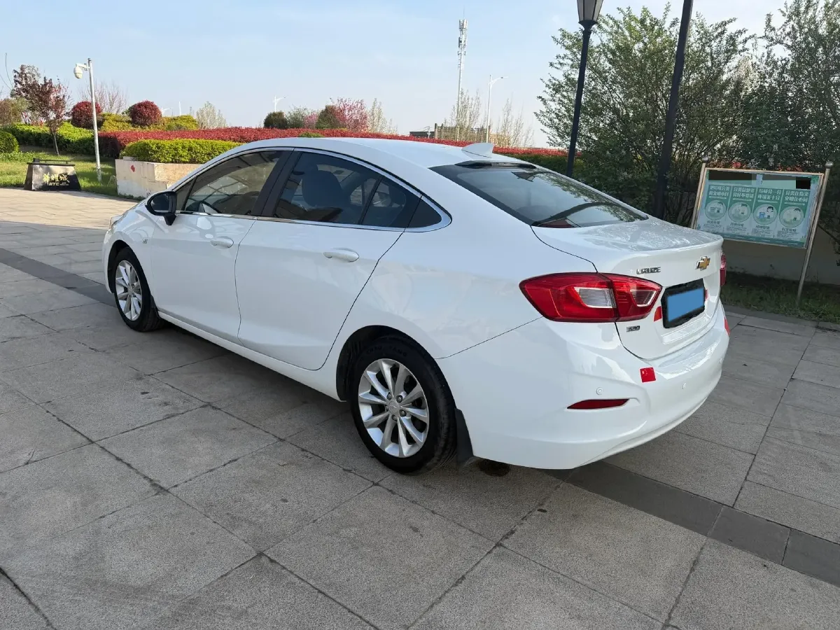 2018 Chevrolet Cruze 1.5L 114HP L4 6AT,autocango,china used car exporter,china ev exporter,chinese used car exporter,chinese used ev exporter