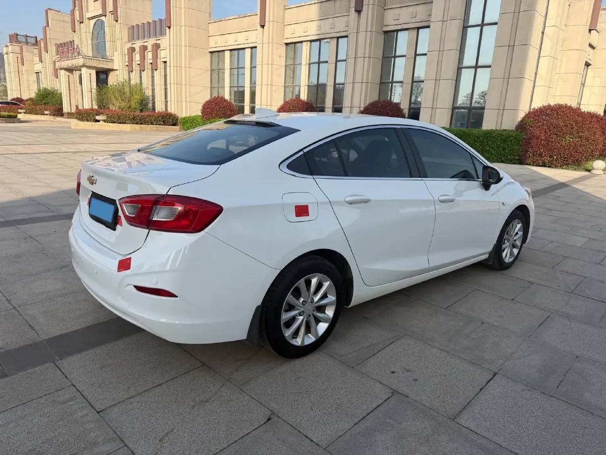 2018 Chevrolet Cruze 1.5L 114HP L4 6AT,autocango,china used car exporter,china ev exporter,chinese used car exporter,chinese used ev exporter