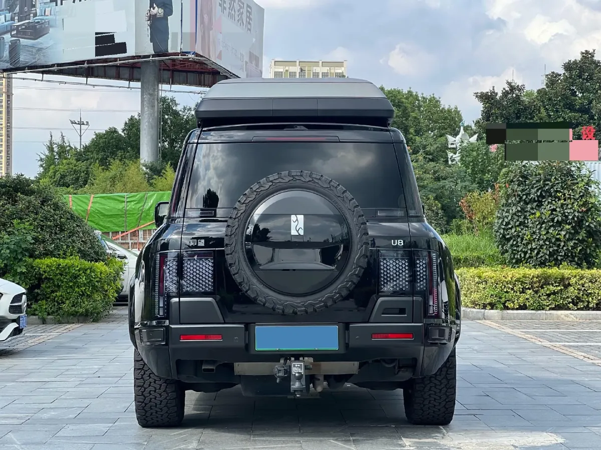 2024 YangWang U8 2.0T 272HP L4 REEV 49.05KWH,autocango,china used car exporter,china ev exporter,chinese used car exporter,chinese used ev exporter