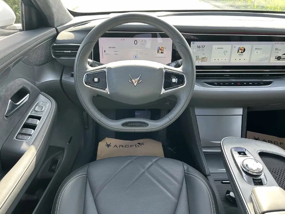 2025 ARCFOX αS6 BEV,autocango,china used car exporter,china ev exporter,chinese used car exporter,chinese used ev exporter