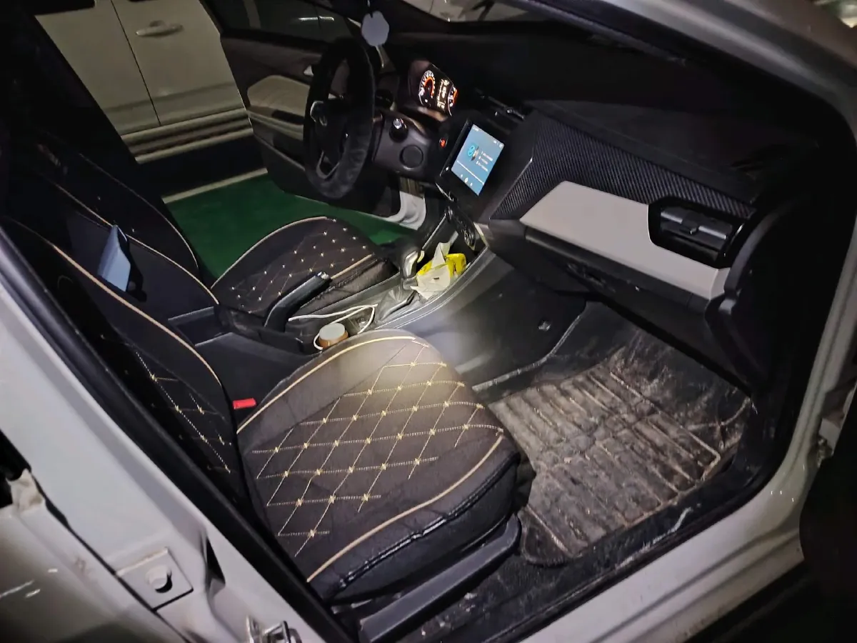 2022 Chery Tiggo 3x 1.5L 116HP L4 CVT,autocango,china used car exporter,china ev exporter,chinese used car exporter,chinese used ev exporter