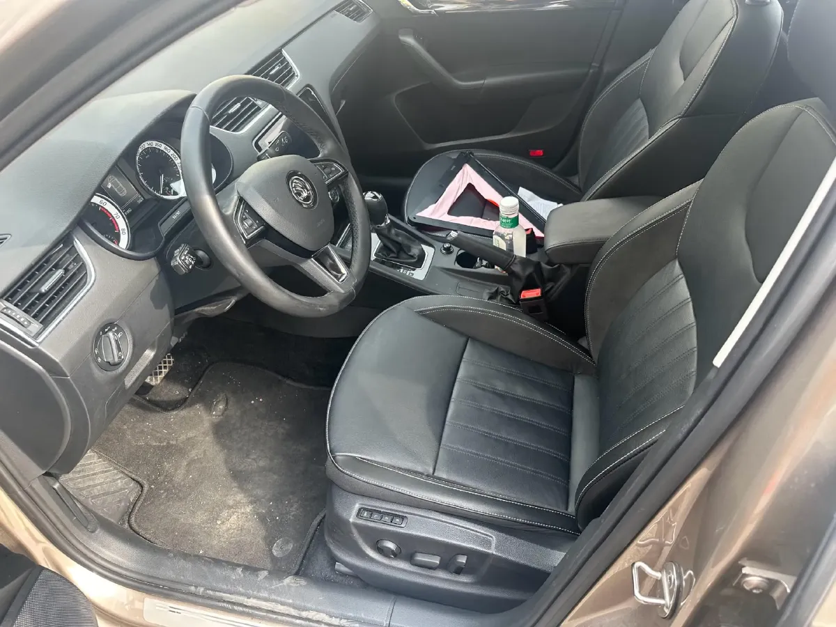 2020 Skoda Octavia 1.4T 150HP L4 7DCT,autocango,china used car exporter,china ev exporter,chinese used car exporter,chinese used ev exporter