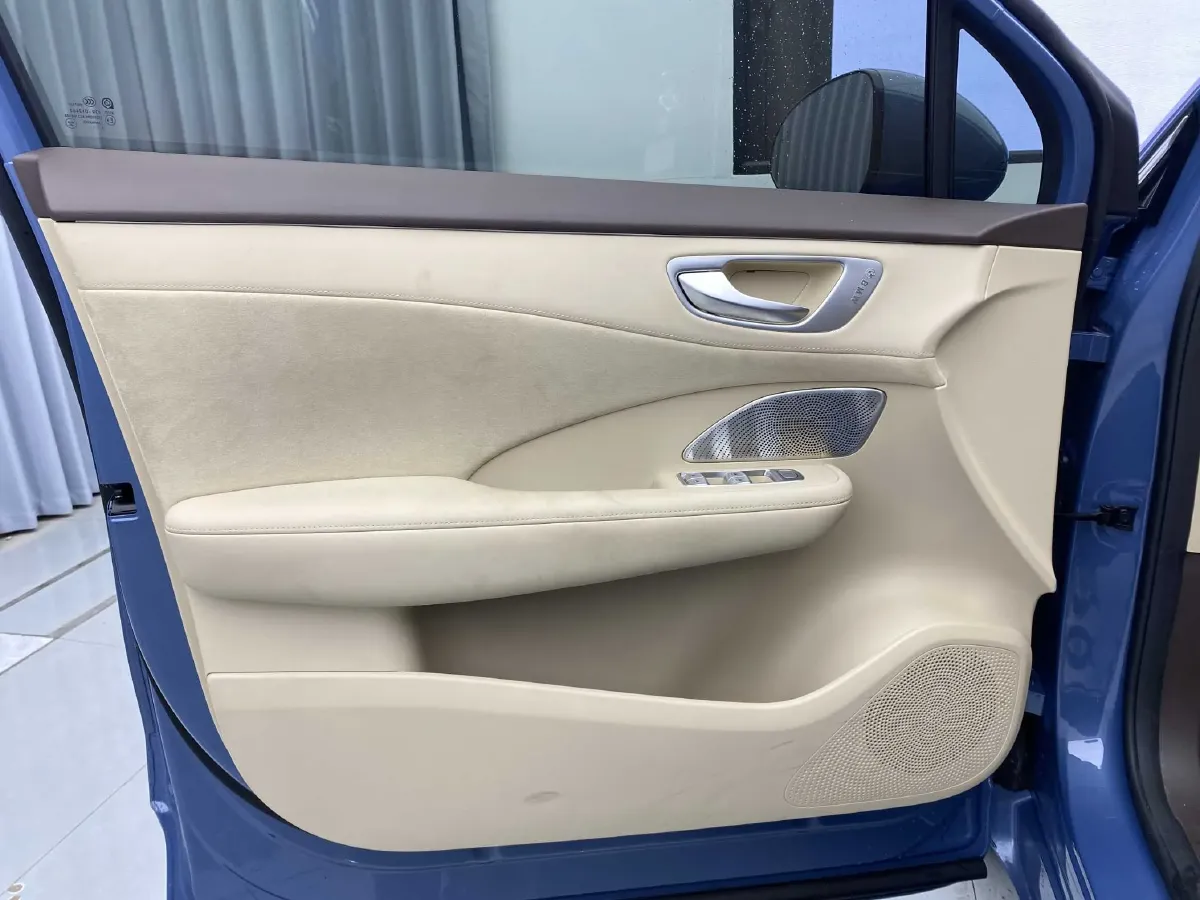 2025 HIMA Shangjie H5 BEV,autocango,china used car exporter,china ev exporter,chinese used car exporter,chinese used ev exporter