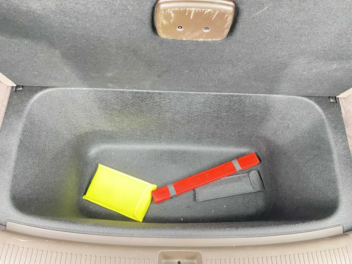 2025 HIMA Shangjie H5 BEV,autocango,china used car exporter,china ev exporter,chinese used car exporter,chinese used ev exporter