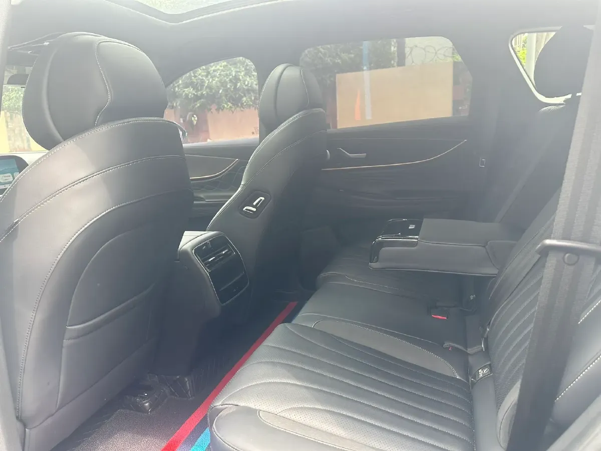 2025 Chery Tiggo 9 2.0T 261HP L4 7DCT,autocango,china used car exporter,china ev exporter,chinese used car exporter,chinese used ev exporter