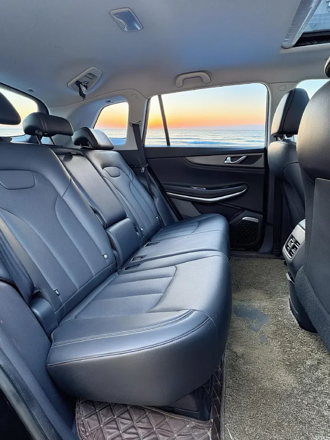 2021 ChangAn CS75 1.5T 178HP L4 7DCT,autocango,china used car exporter,china ev exporter,chinese used car exporter,chinese used ev exporter