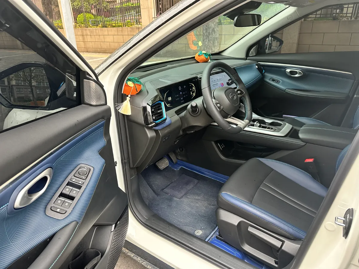 2026 GAC Trumpchi GS3 1.5T 177HP L4 7DCT,autocango,china used car exporter,china ev exporter,chinese used car exporter,chinese used ev exporter