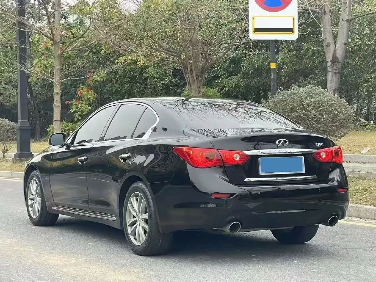 2016 Infiniti Q50L 2.0T 211HP L4 7AT,autocango,china used car exporter,china ev exporter,chinese used car exporter,chinese used ev exporter