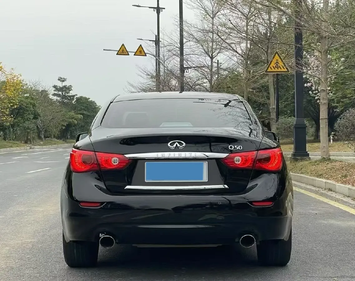 2016 Infiniti Q50L 2.0T 211HP L4 7AT,autocango,china used car exporter,china ev exporter,chinese used car exporter,chinese used ev exporter