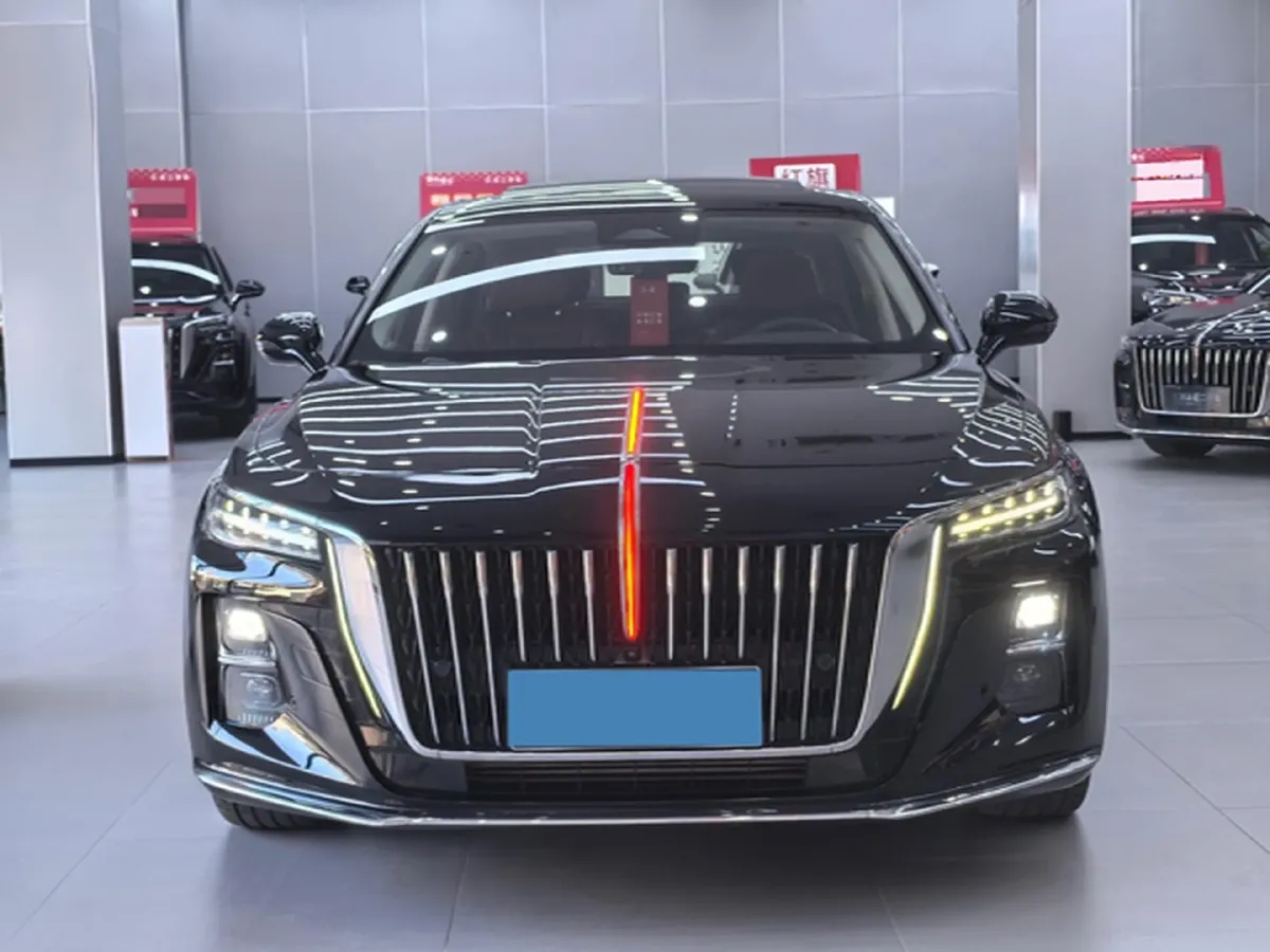 2023 HongQi H5 2.0T 224HP L4 8AT,autocango,china used car exporter,china ev exporter,chinese used car exporter,chinese used ev exporter