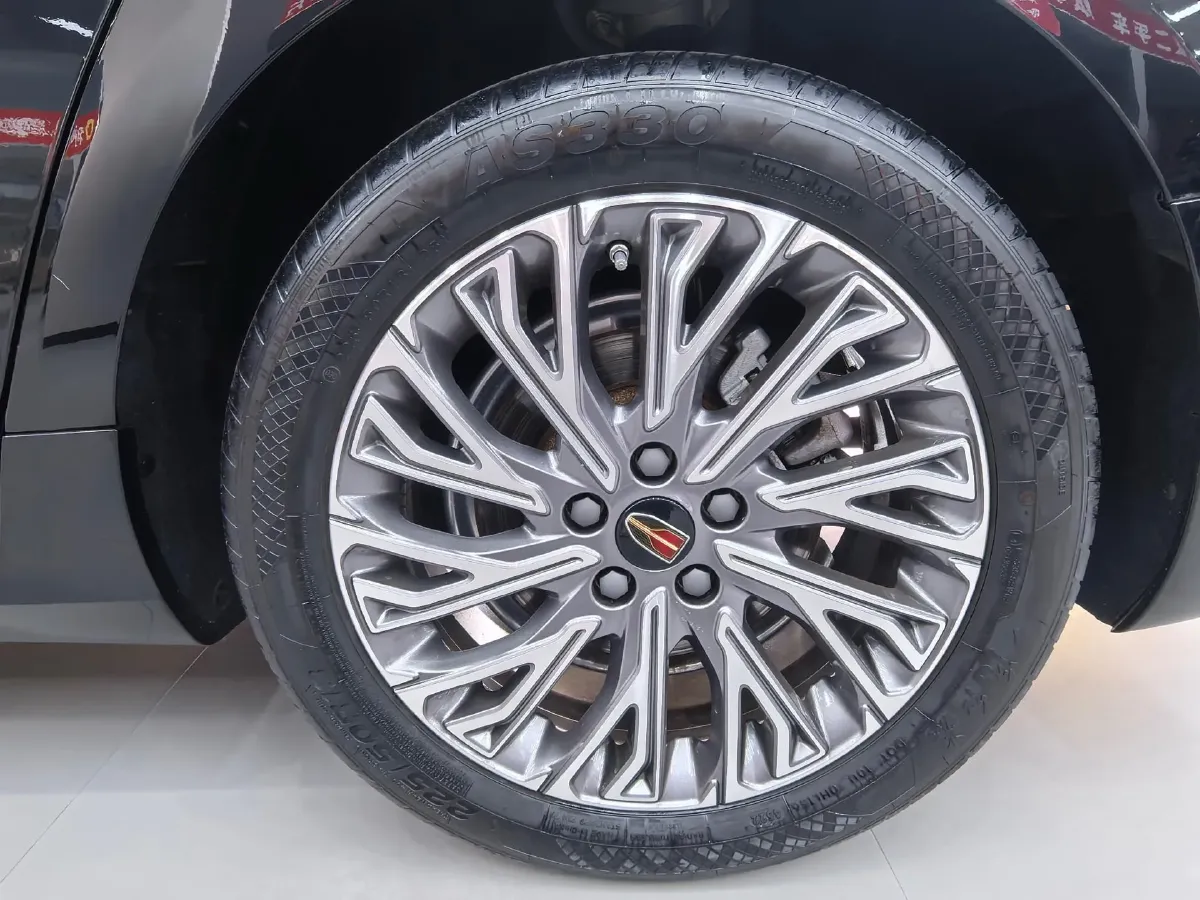 2023 HongQi H5 2.0T 224HP L4 8AT,autocango,china used car exporter,china ev exporter,chinese used car exporter,chinese used ev exporter