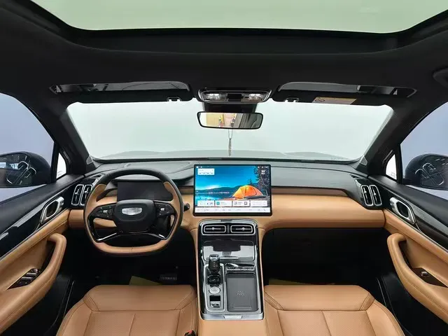 2025 Geely StarRay 1.5T 181HP L4 7DCT,autocango,china used car exporter,china ev exporter,chinese used car exporter,chinese used ev exporter