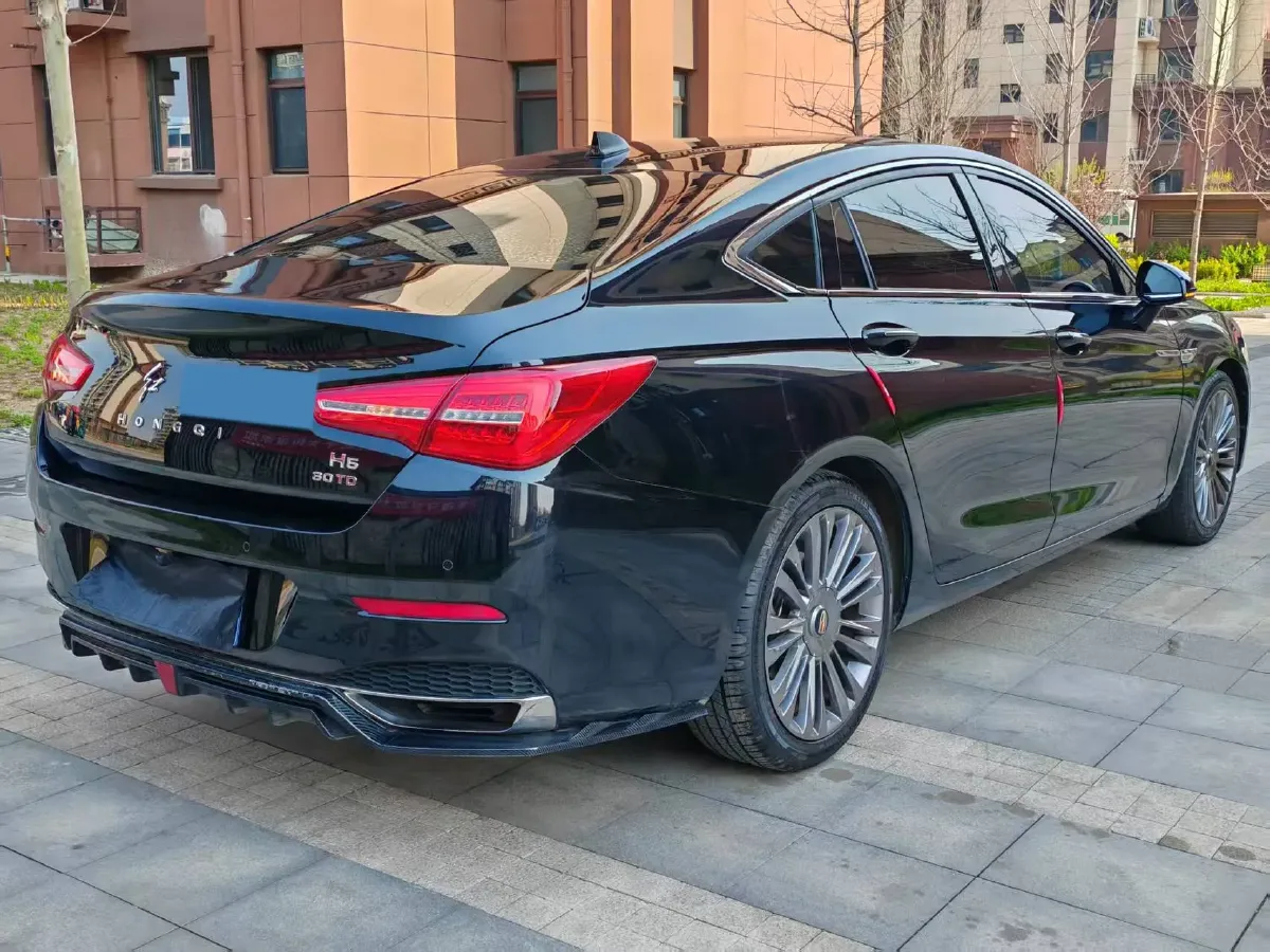 2019 HongQi H5 1.8T 180HP L4 6AT,autocango,china used car exporter,china ev exporter,chinese used car exporter,chinese used ev exporter