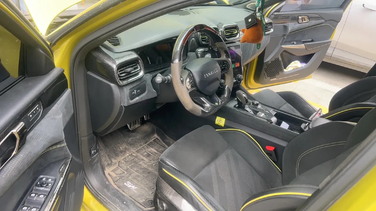 2019 LYNK&CO 03 2.0T 254HP L4 8AT,autocango,china used car exporter,china ev exporter,chinese used car exporter,chinese used ev exporter