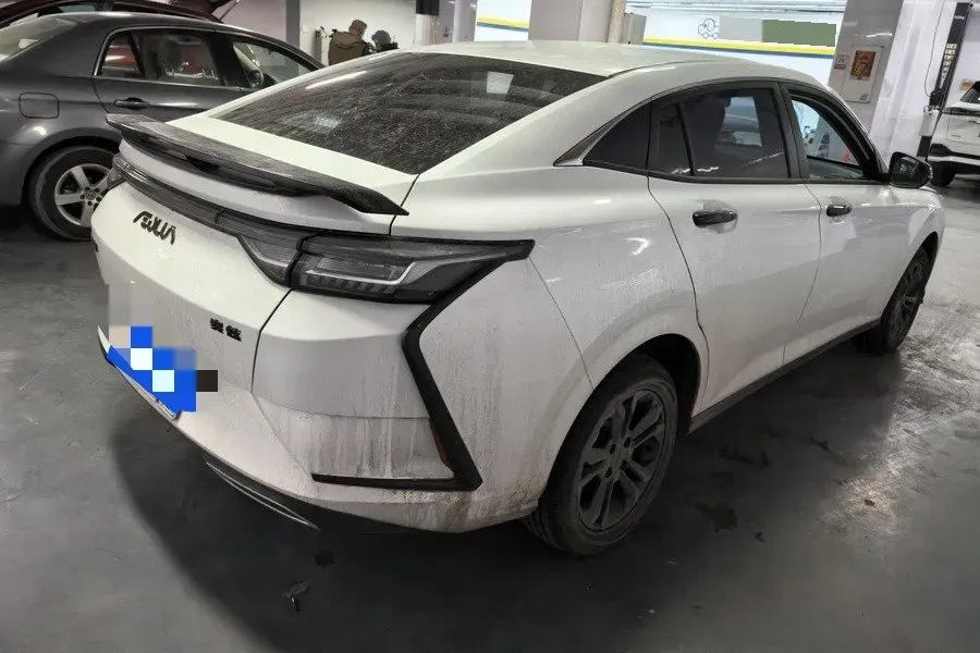 2024 DongFeng Aeolus YiXuan 1.5L 125HP L4 6DCT,autocango,china used car exporter,china ev exporter,chinese used car exporter,chinese used ev exporter