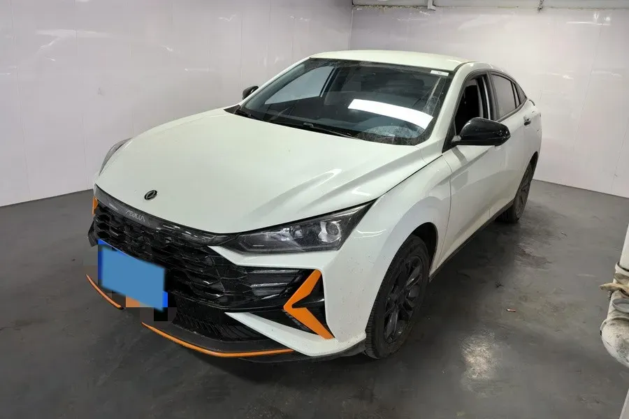 2024 DongFeng Aeolus YiXuan 1.5L 125HP L4 6DCT,autocango,china used car exporter,china ev exporter,chinese used car exporter,chinese used ev exporter