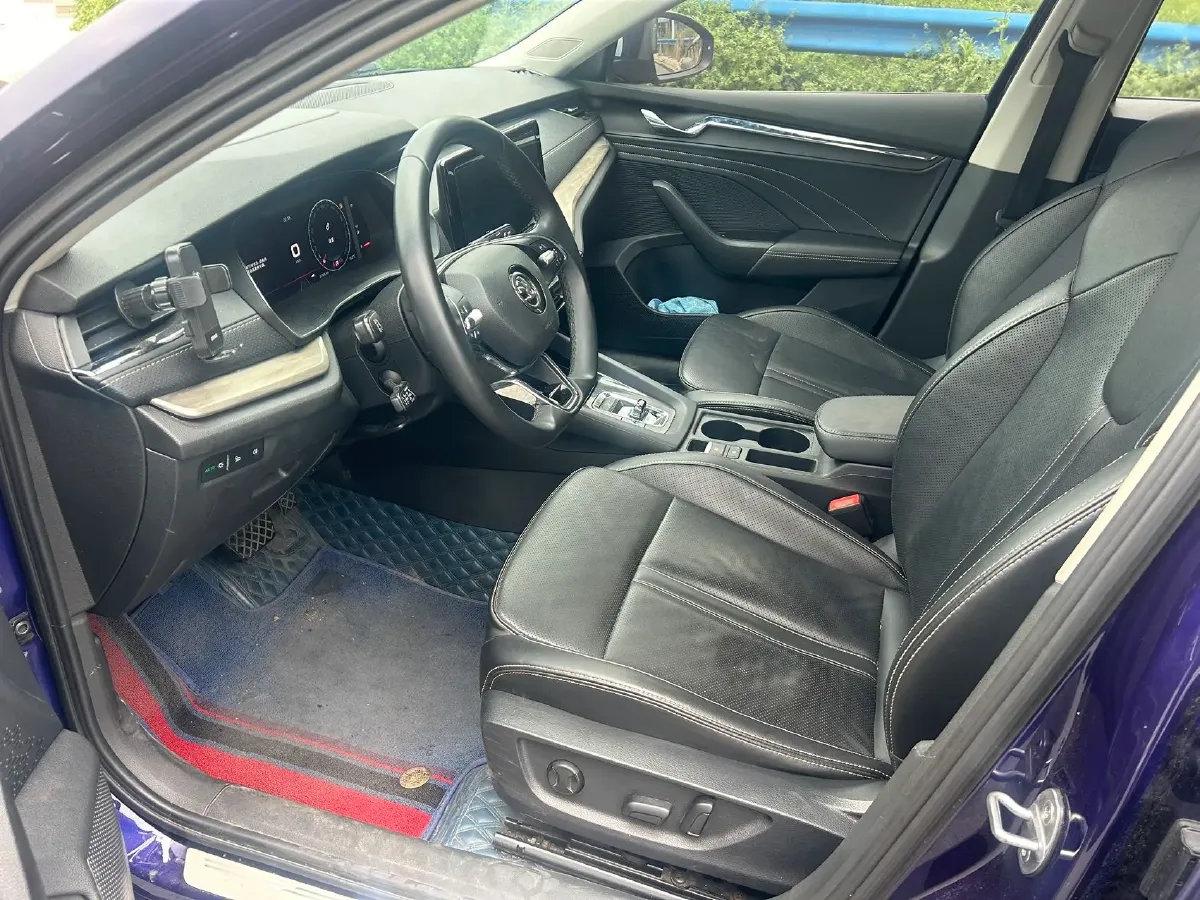 2021 Skoda Octavia 1.4T 150HP L4 7DCT,autocango,china used car exporter,china ev exporter,chinese used car exporter,chinese used ev exporter