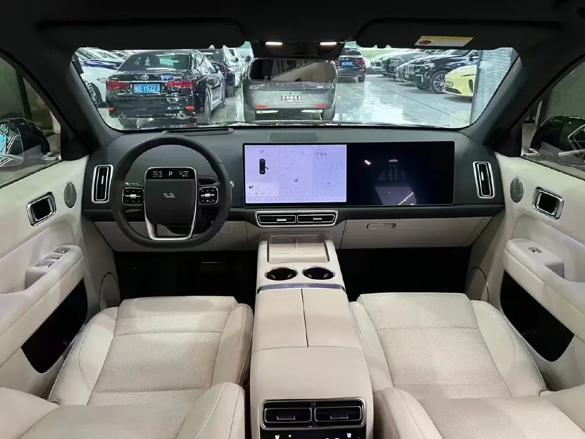 2024 Li L6 Range Extended 154HP L4 REEV 36.8KWH,autocango,china used car exporter,china ev exporter,chinese used car exporter,chinese used ev exporter