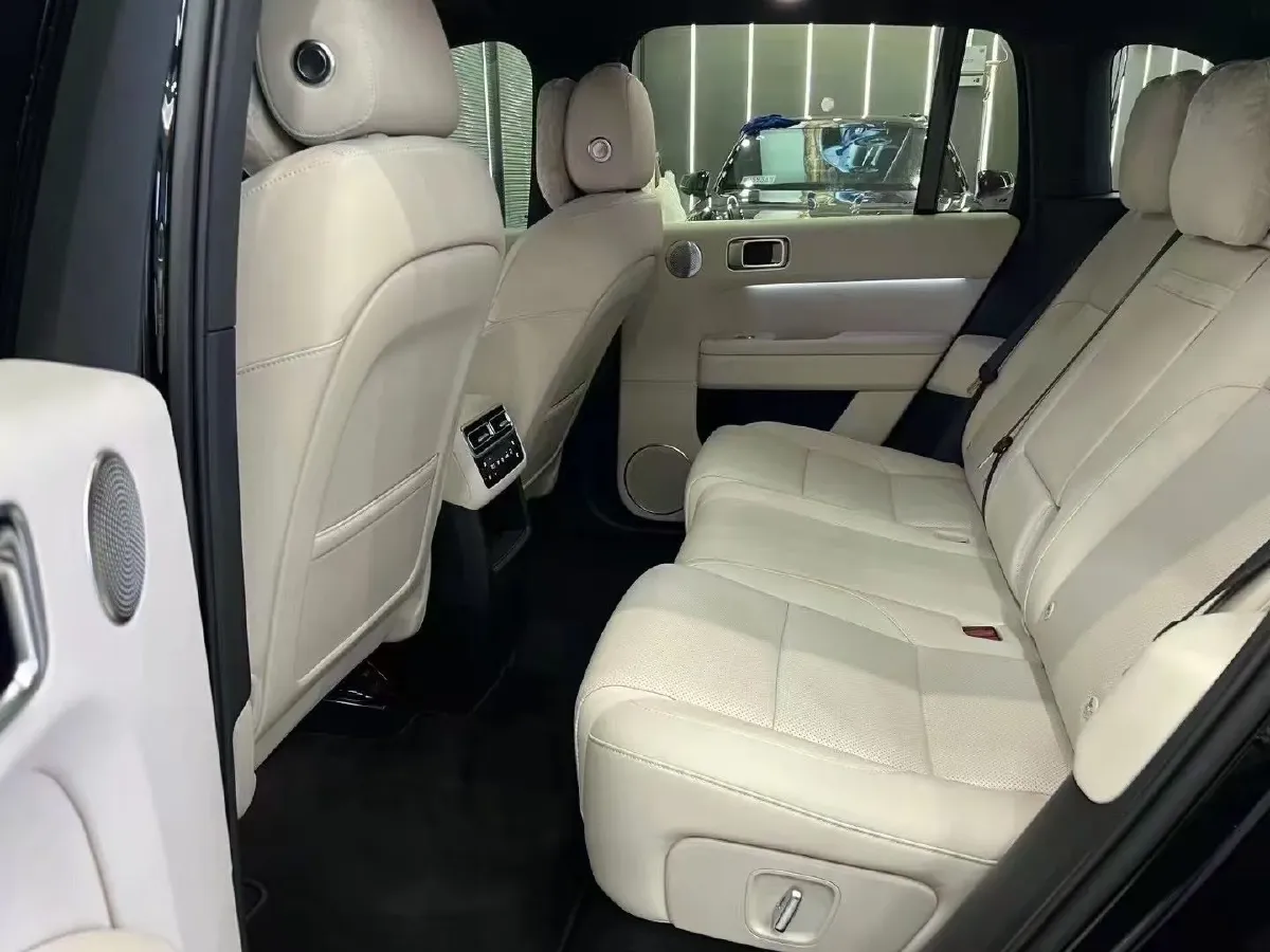 2024 Li L6 Range Extended 154HP L4 REEV 36.8KWH,autocango,china used car exporter,china ev exporter,chinese used car exporter,chinese used ev exporter