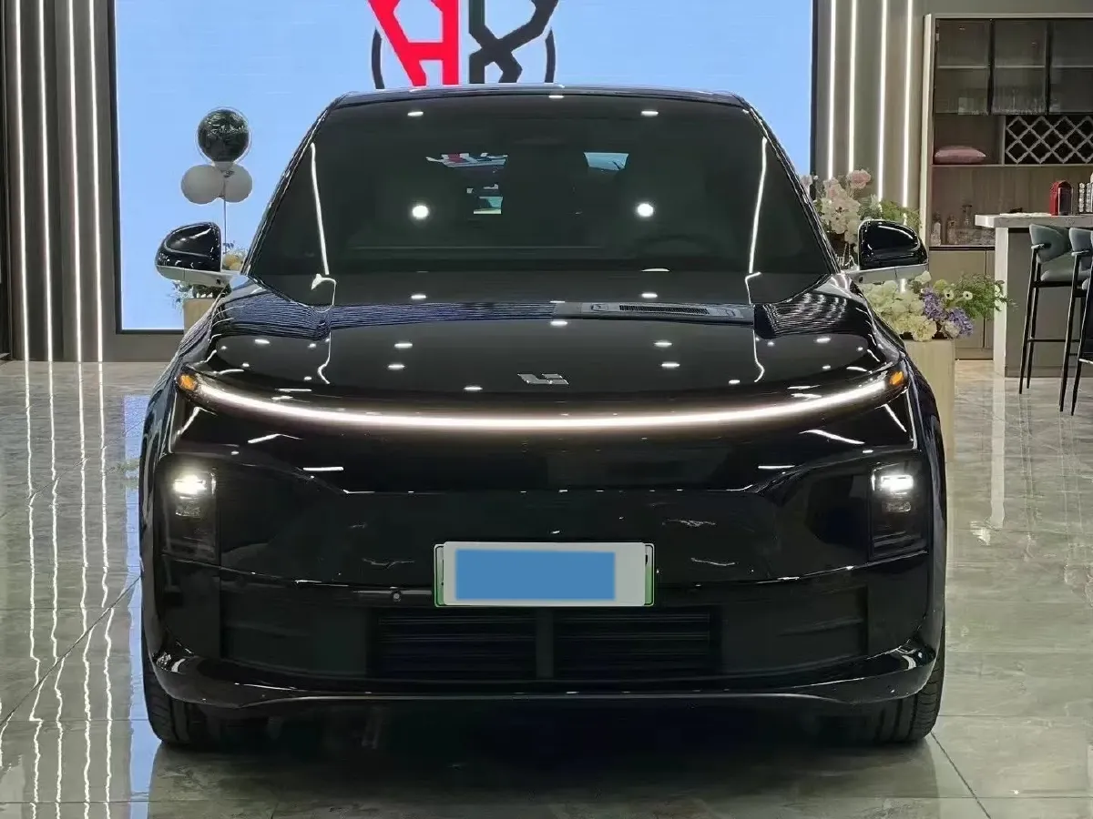 2024 Li L6 Range Extended 154HP L4 REEV 36.8KWH,autocango,china used car exporter,china ev exporter,chinese used car exporter,chinese used ev exporter