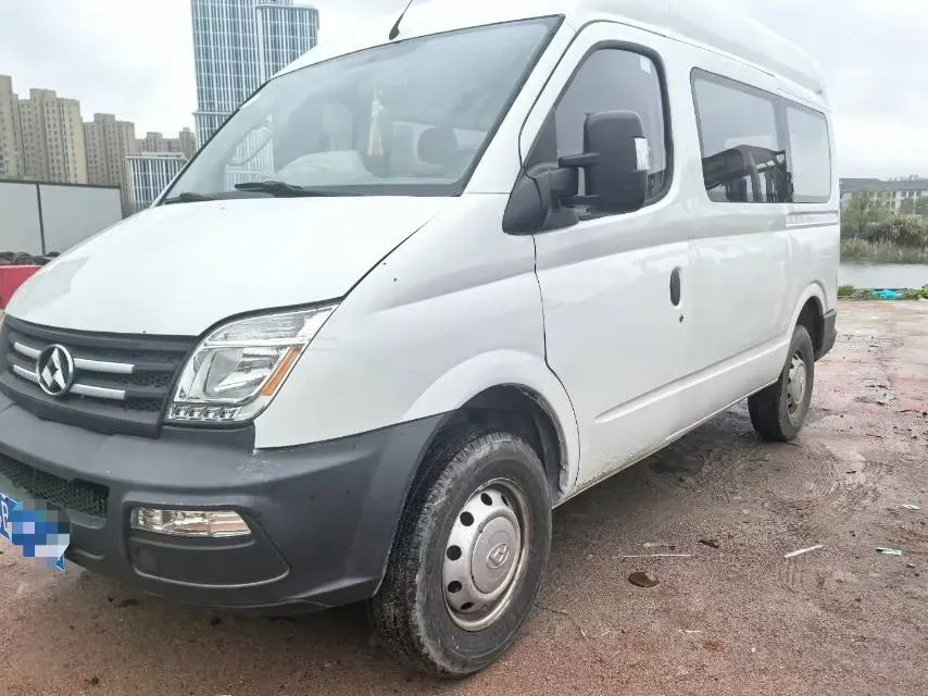 2020 MAXUS XinTu V80 2.5T 136HP L4 6MT,autocango,china used car exporter,china ev exporter,chinese used car exporter,chinese used ev exporter