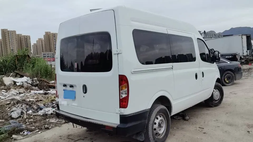 2020 MAXUS XinTu V80 2.5T 136HP L4 6MT,autocango,china used car exporter,china ev exporter,chinese used car exporter,chinese used ev exporter