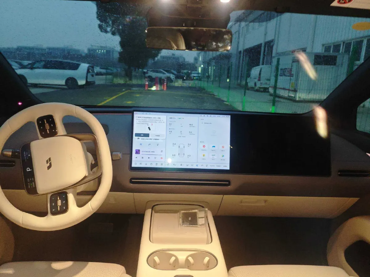 2025 Li i6 BEV,autocango,china used car exporter,china ev exporter,chinese used car exporter,chinese used ev exporter