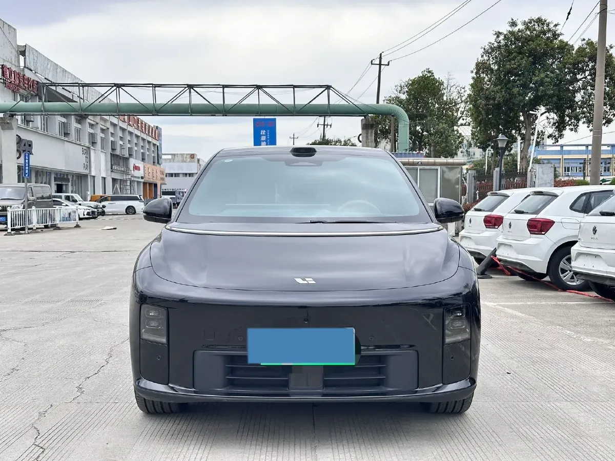 2025 Li i6 BEV,autocango,china used car exporter,china ev exporter,chinese used car exporter,chinese used ev exporter