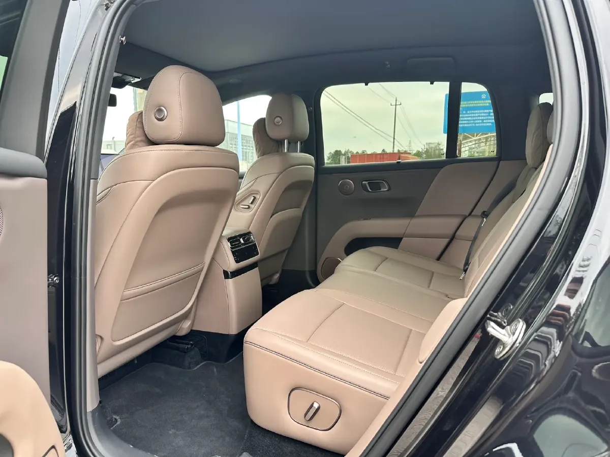 2025 Li i6 BEV,autocango,china used car exporter,china ev exporter,chinese used car exporter,chinese used ev exporter