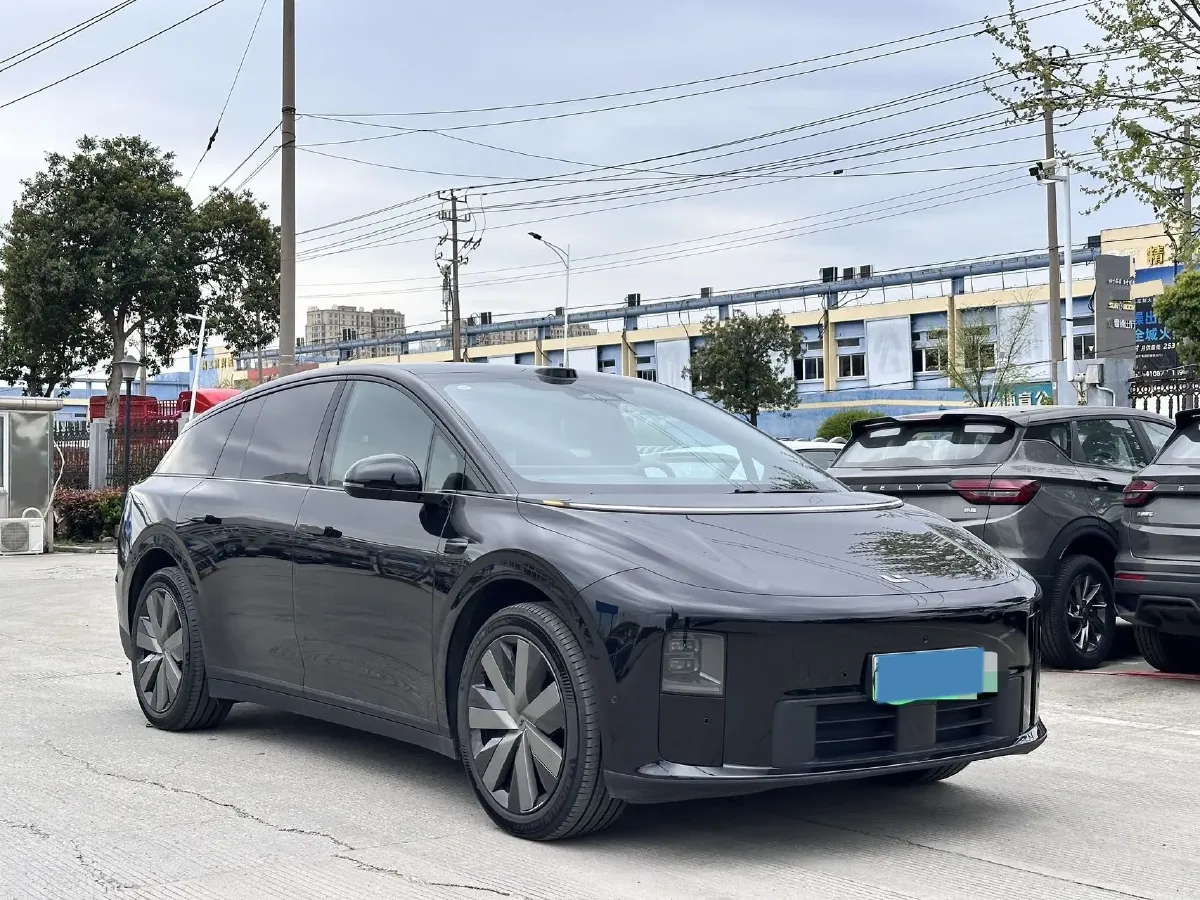 2025 Li i6 BEV,autocango,china used car exporter,china ev exporter,chinese used car exporter,chinese used ev exporter