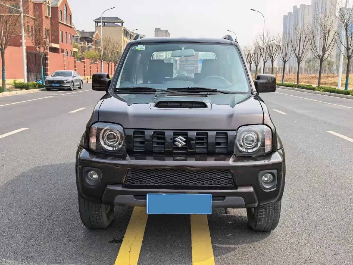 2015 Suzuki Jimny 1.3L 85HP L4 4AT,autocango,china used car exporter,china ev exporter,chinese used car exporter,chinese used ev exporter