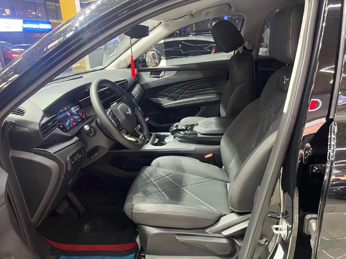 2025 KaiYi KunLun 1.5T 156HP L4 6DCT,autocango,china used car exporter,china ev exporter,chinese used car exporter,chinese used ev exporter