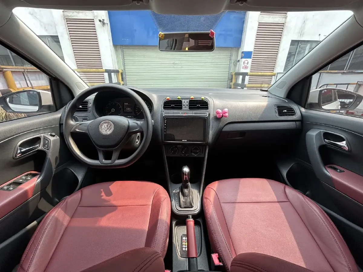 2016 Volkswagen Polo 1.4L 90HP L4 6AT,autocango,china used car exporter,china ev exporter,chinese used car exporter,chinese used ev exporter