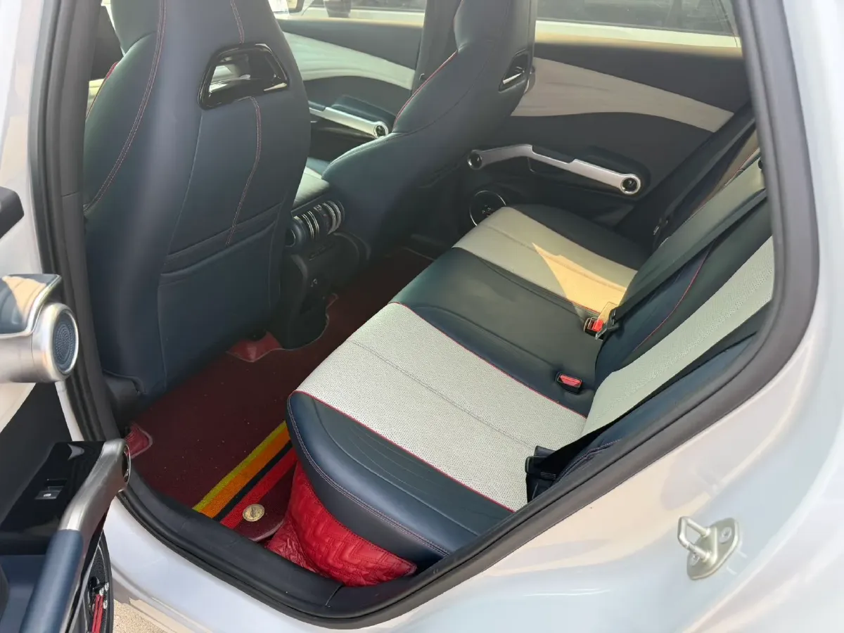 2022 Foton Grand General G7 2.0T 238HP L4 8AT,autocango,china used car exporter,china ev exporter,chinese used car exporter,chinese used ev exporter