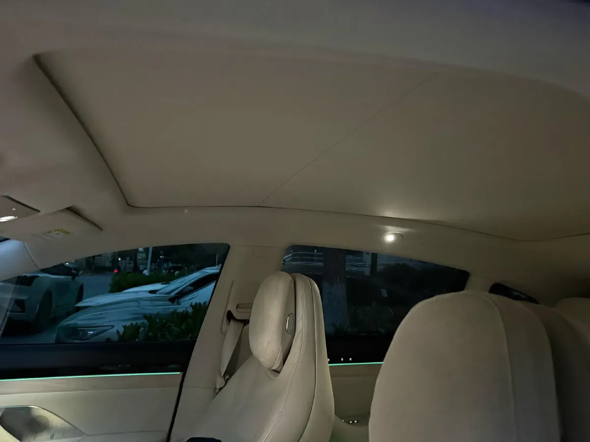 2025 Luxeed R7 REEV 156HP REEV 37KWH,autocango,china used car exporter,china ev exporter,chinese used car exporter,chinese used ev exporter