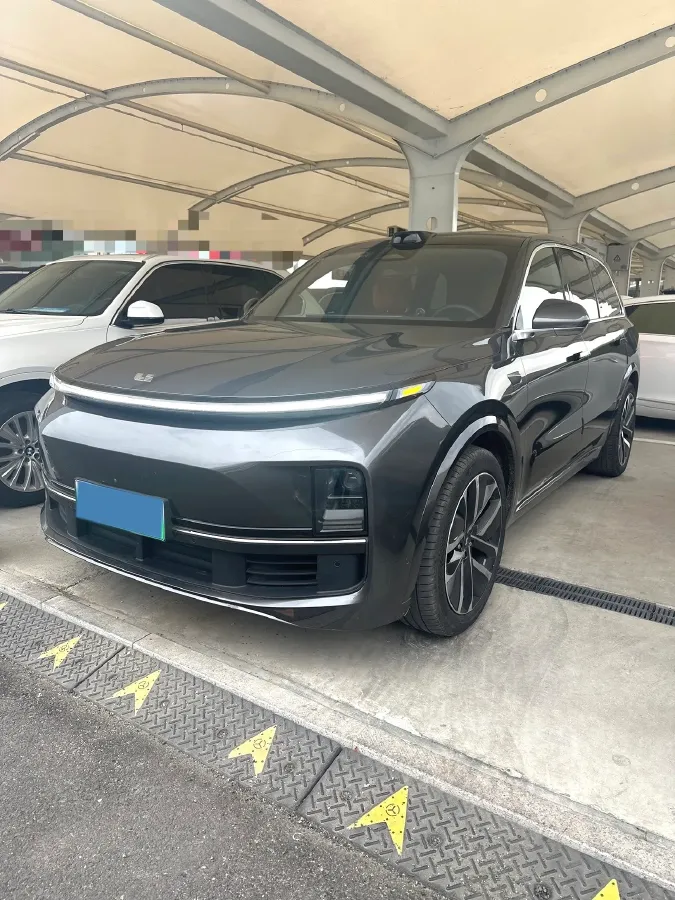 2022 Li L9 Range Extended 154HP REEV 42.6KWH,autocango,china used car exporter,china ev exporter,chinese used car exporter,chinese used ev exporter