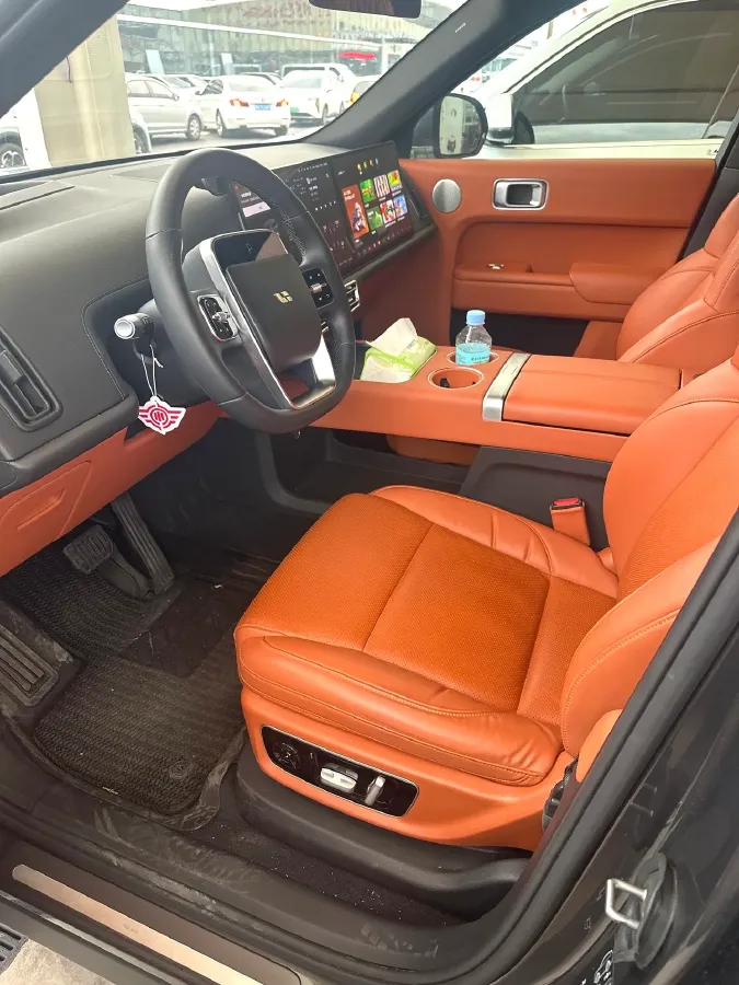 2022 Li L9 Range Extended 154HP REEV 42.6KWH,autocango,china used car exporter,china ev exporter,chinese used car exporter,chinese used ev exporter