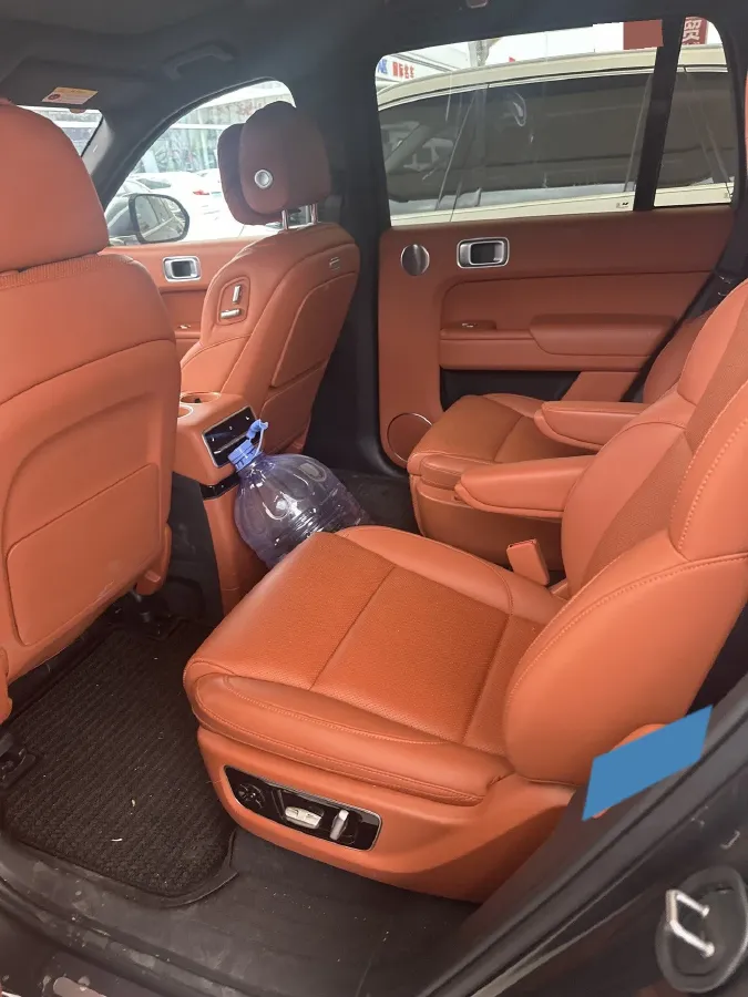 2022 Li L9 Range Extended 154HP REEV 42.6KWH,autocango,china used car exporter,china ev exporter,chinese used car exporter,chinese used ev exporter