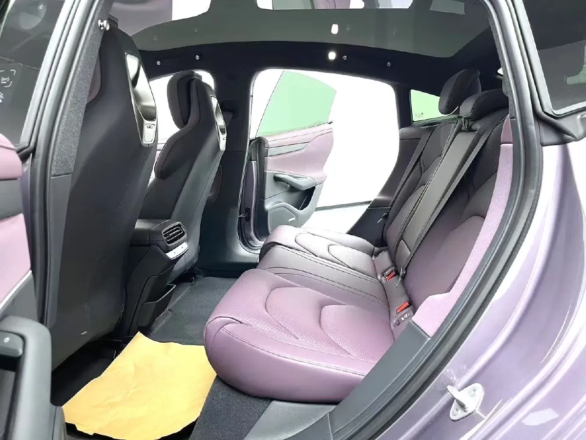 2024 MI SU7 BEV 73.6KWH,autocango,china used car exporter,china ev exporter,chinese used car exporter,chinese used ev exporter