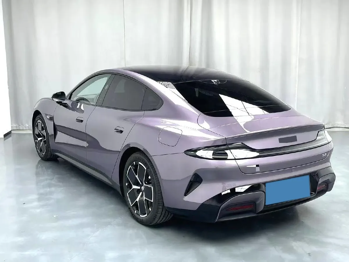 2024 MI SU7 BEV 73.6KWH,autocango,china used car exporter,china ev exporter,chinese used car exporter,chinese used ev exporter