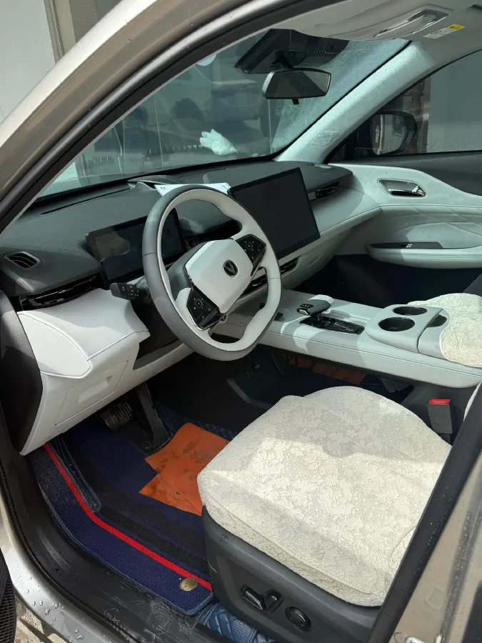 2024 ChangAn UNI-Z 1.5L 98HP L4 E-CVT PHEV 18.4KWH,autocango,china used car exporter,china ev exporter,chinese used car exporter,chinese used ev exporter