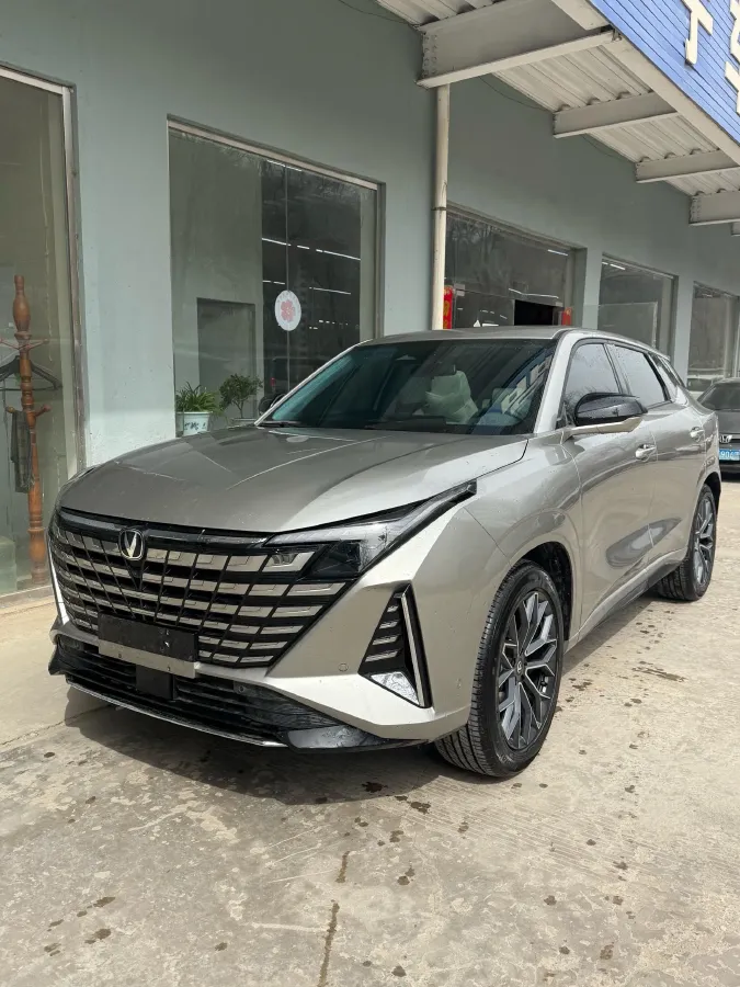 2024 ChangAn UNI-Z 1.5L 98HP L4 E-CVT PHEV 18.4KWH,autocango,china used car exporter,china ev exporter,chinese used car exporter,chinese used ev exporter