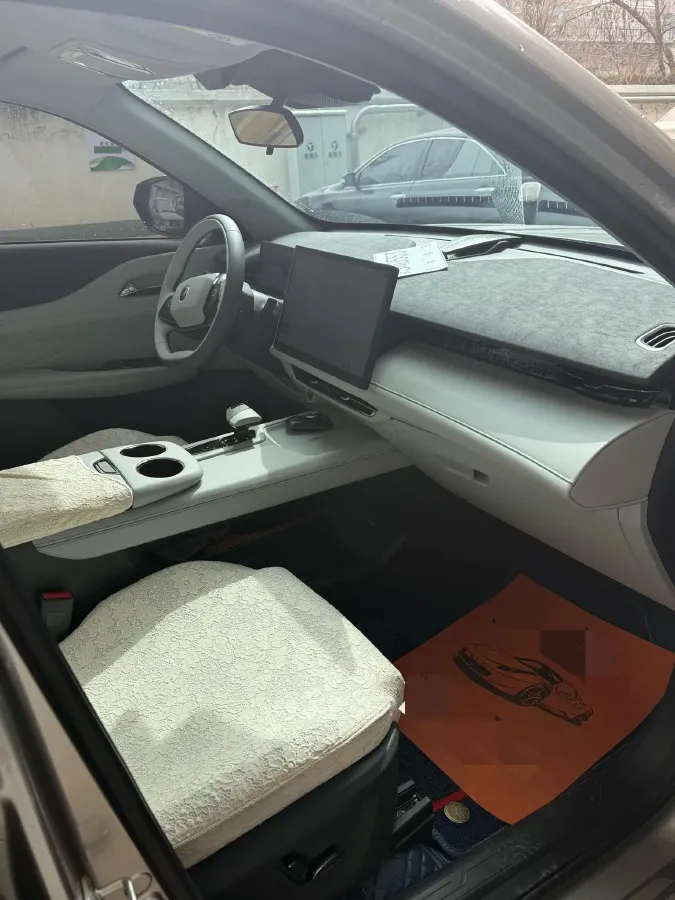 2024 ChangAn UNI-Z 1.5L 98HP L4 E-CVT PHEV 18.4KWH,autocango,china used car exporter,china ev exporter,chinese used car exporter,chinese used ev exporter