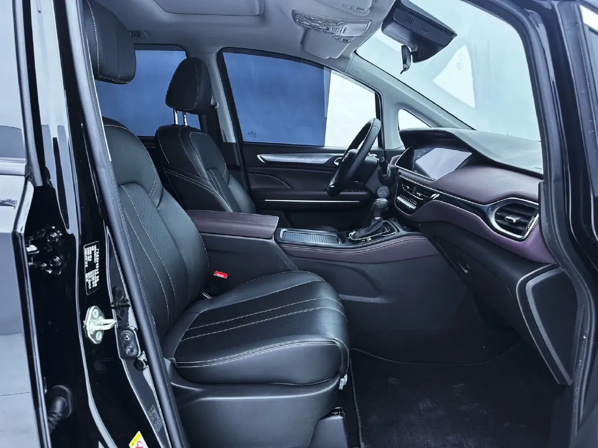 2021 GAC Trumpchi M6 1.5T 169HP L4 7DCT,autocango,china used car exporter,china ev exporter,chinese used car exporter,chinese used ev exporter