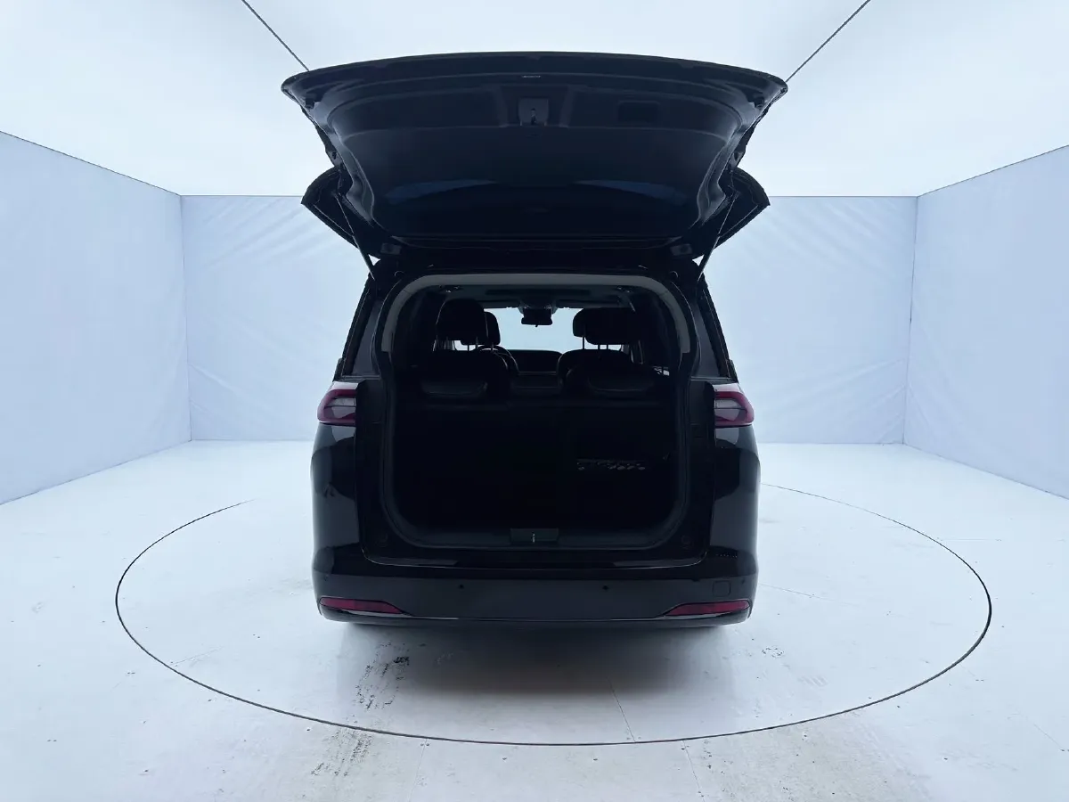 2021 GAC Trumpchi M6 1.5T 169HP L4 7DCT,autocango,china used car exporter,china ev exporter,chinese used car exporter,chinese used ev exporter