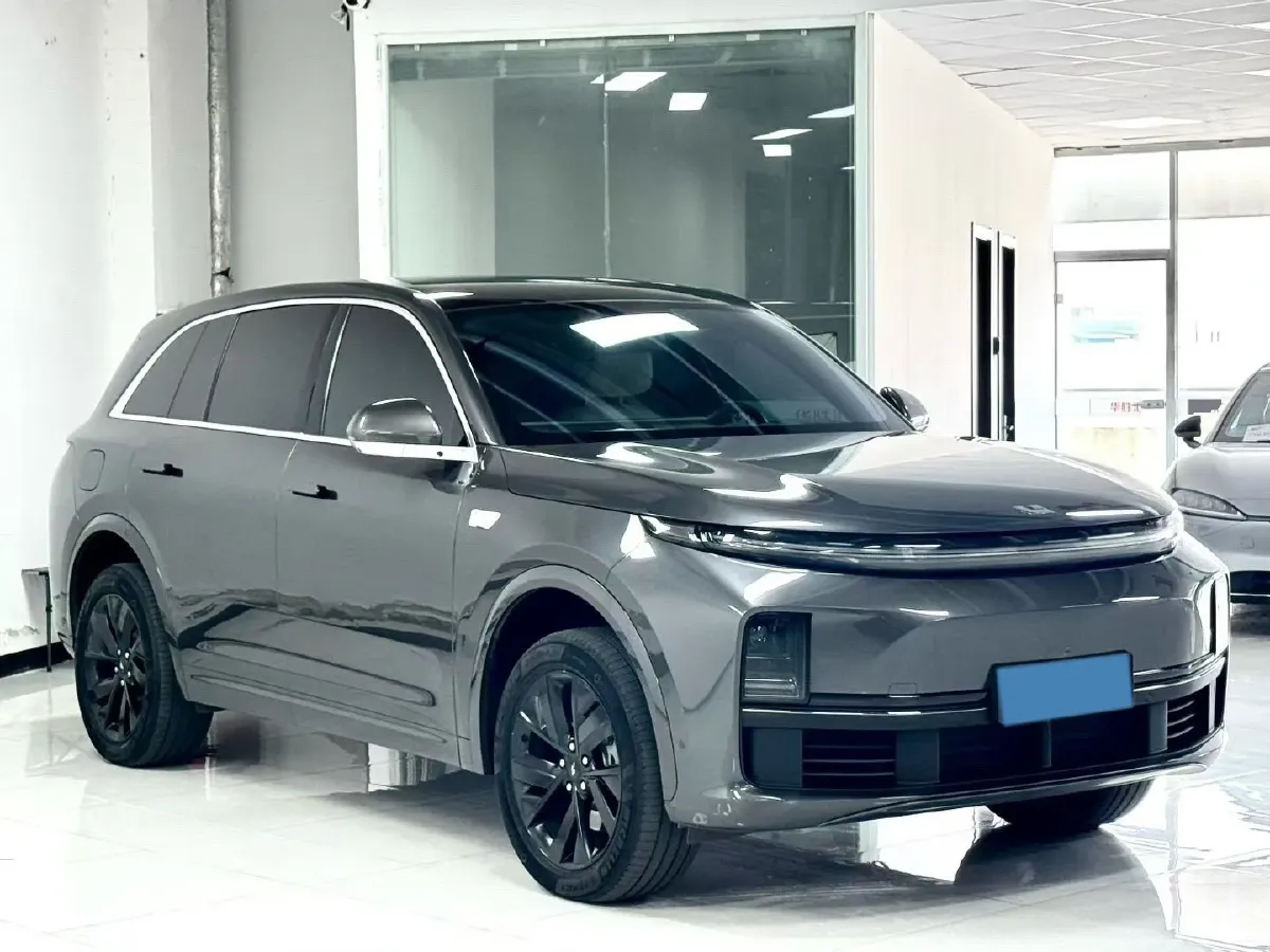 2023 Li L7 Range Extended 154HP REEV 40.9KWH,autocango,china used car exporter,china ev exporter,chinese used car exporter,chinese used ev exporter